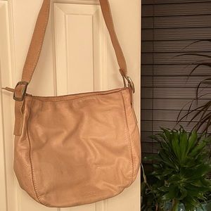 Beautiful casual everyday genuine leather handbag. Gently used.